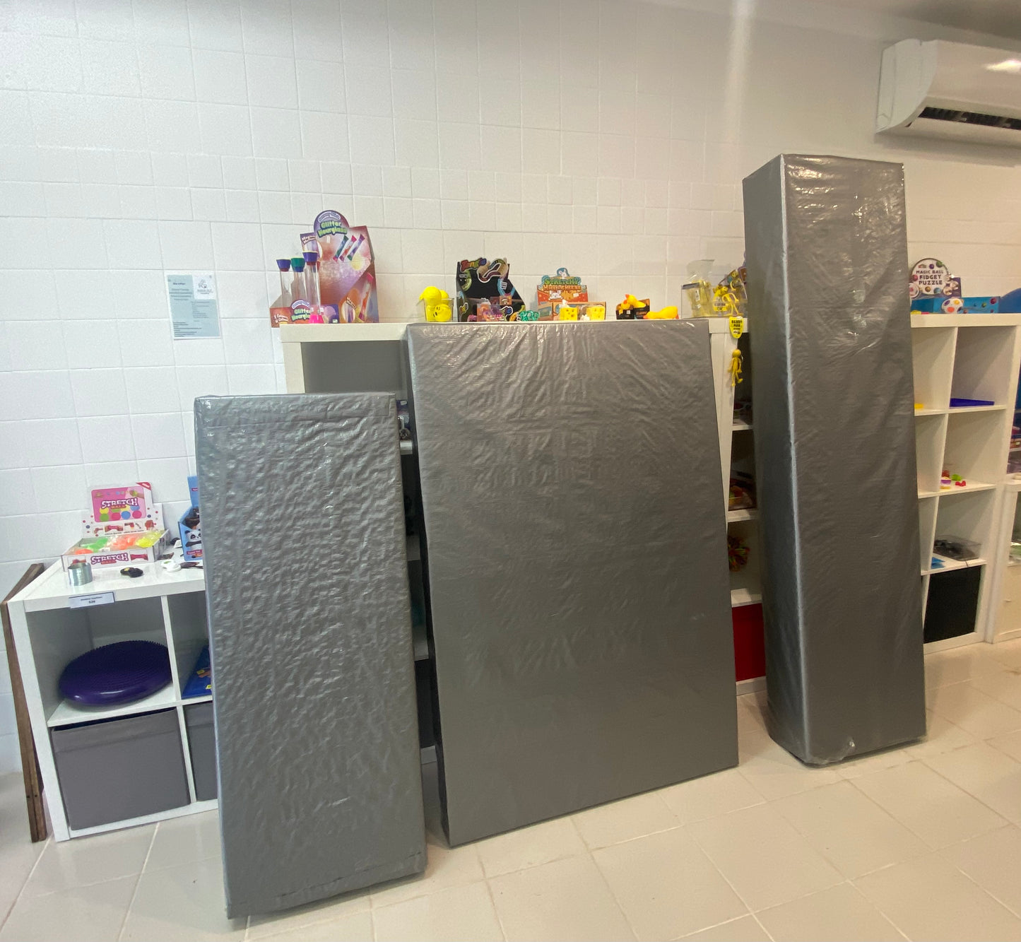 Ball Pitt to buy Sydney