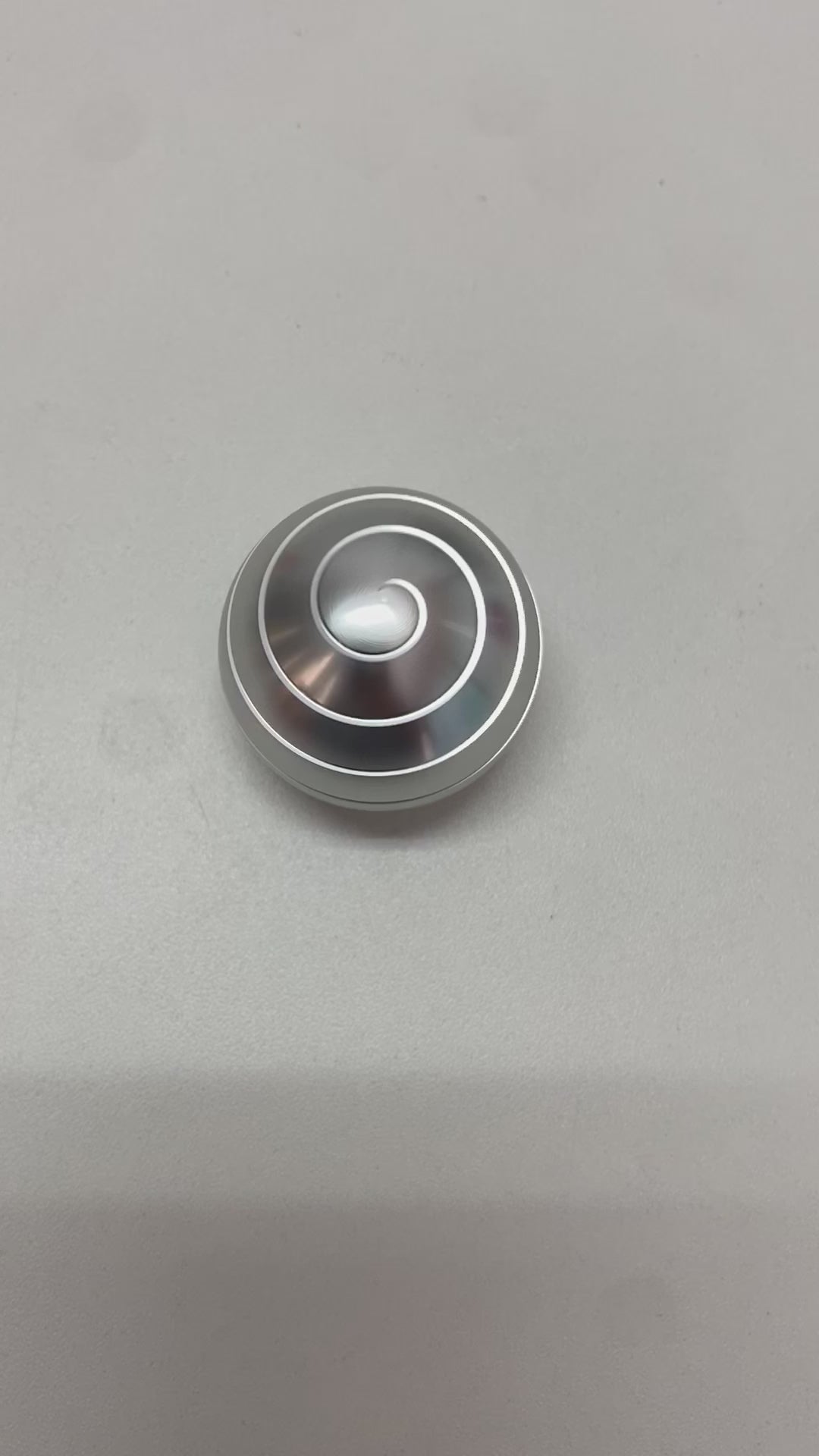 Spinning desktop gyroscope video