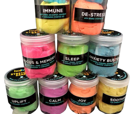 Kaiko Stretchy sensory sand