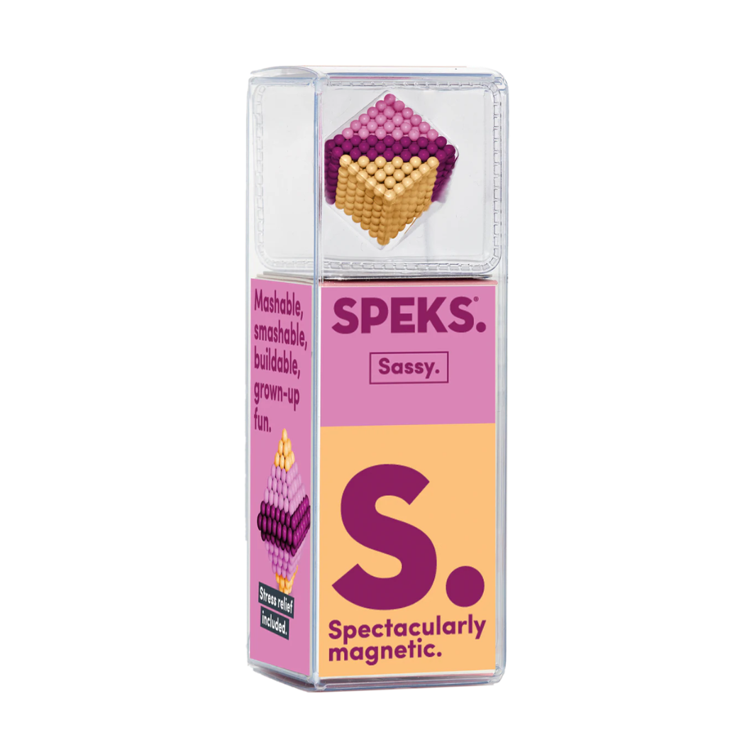 Speks Bold Sassy set in packaging on a white background